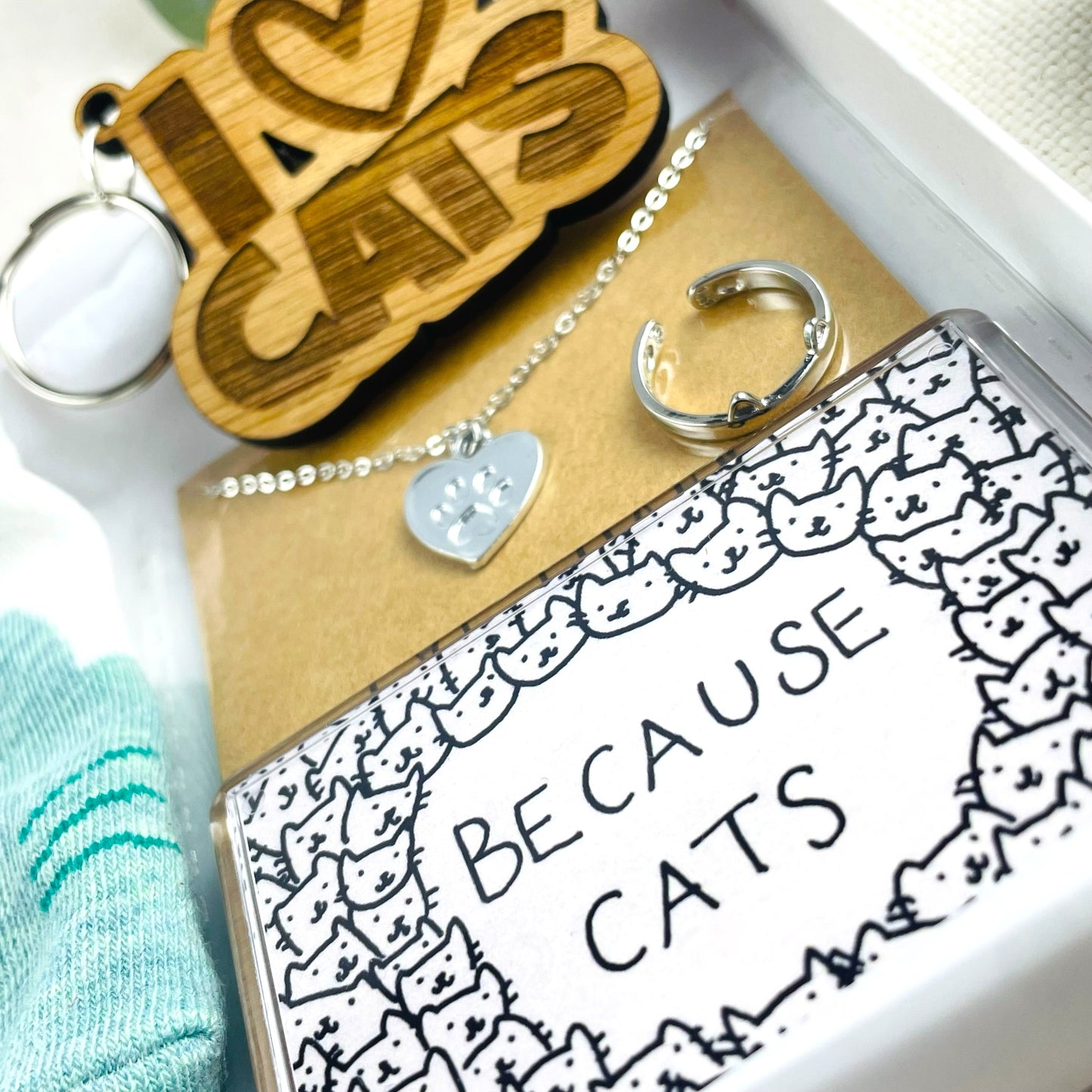 Cat Lover Hamper Box - I Love Cats - Letterbox Gift 